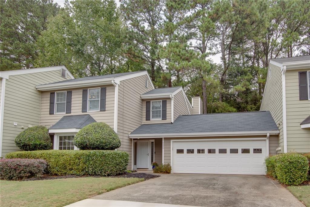 4590 Village Oaks Cir., Dunwoody, GA 30338