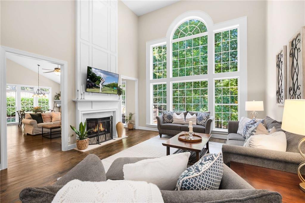 5105 Harbury Ln., Suwanee, GA 30024