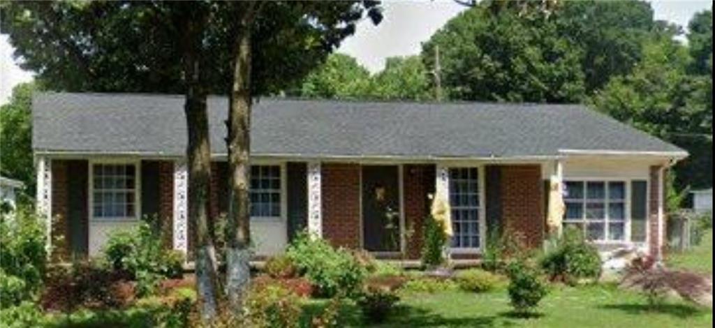2620 Walnut Rd., Gainesville, GA 30506