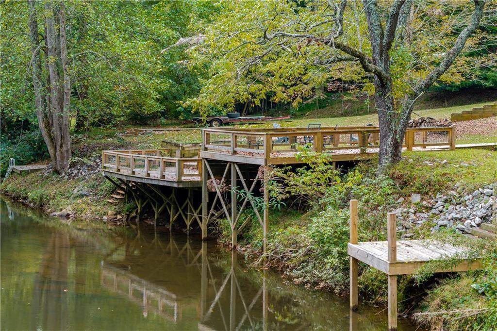 124 Candy Man Ln., Dahlonega, GA 30533