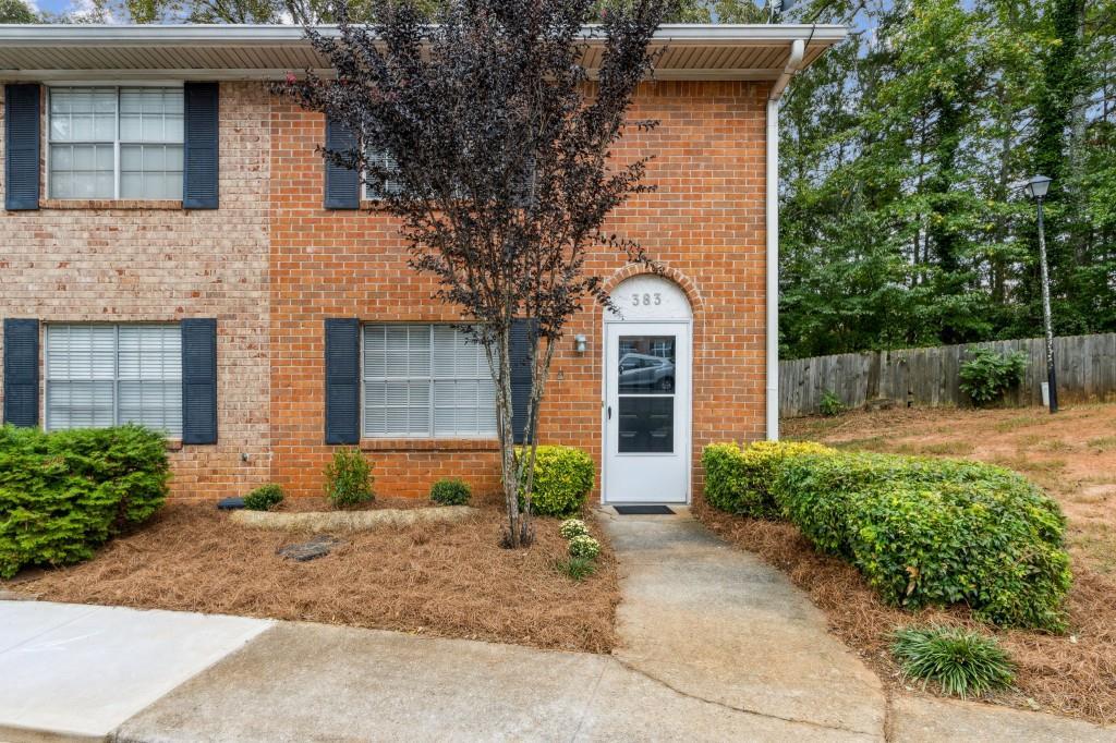 383 Northdale Ct., Lawrenceville, GA 30046