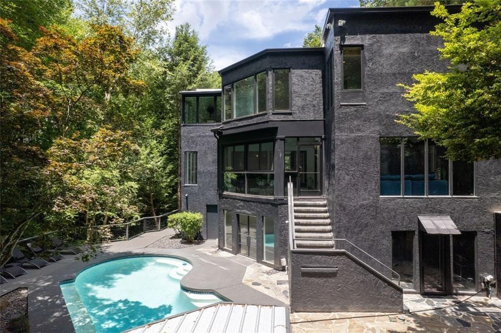 4 W Wesley Ridge, Atlanta, GA 30327