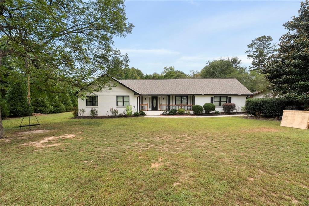 2274 Amber Woods Dr., Snellville, GA 30078