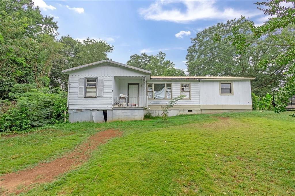 37 Carruth Rd., Jefferson, GA 30549