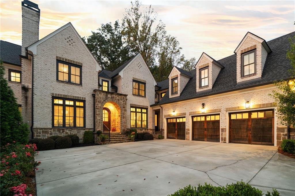 976 Ferncliff Rd., Atlanta, GA 30324