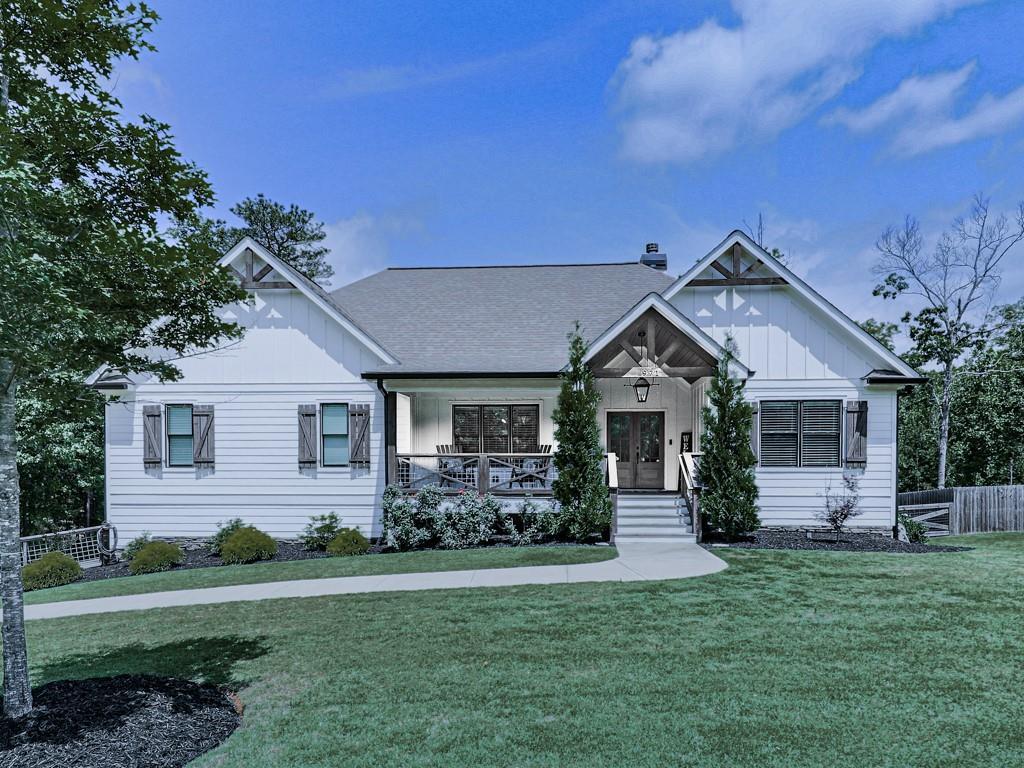 971 Cable Rd., Waleska, GA 30183