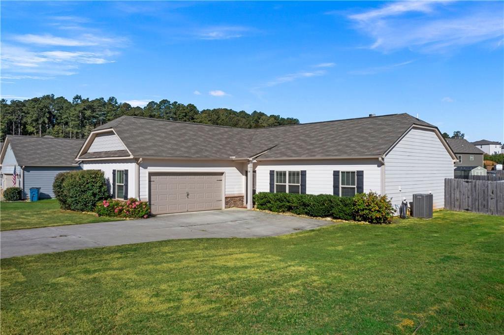 38 Winding Flower Walk, Adairsville, GA 30103