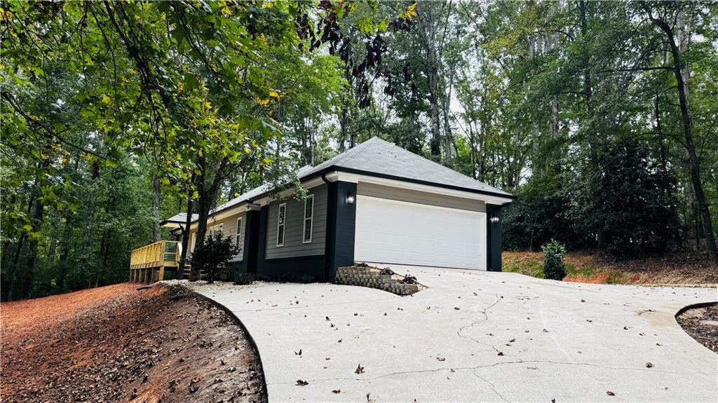 77 Lakeview Ct., Jefferson, GA 30549