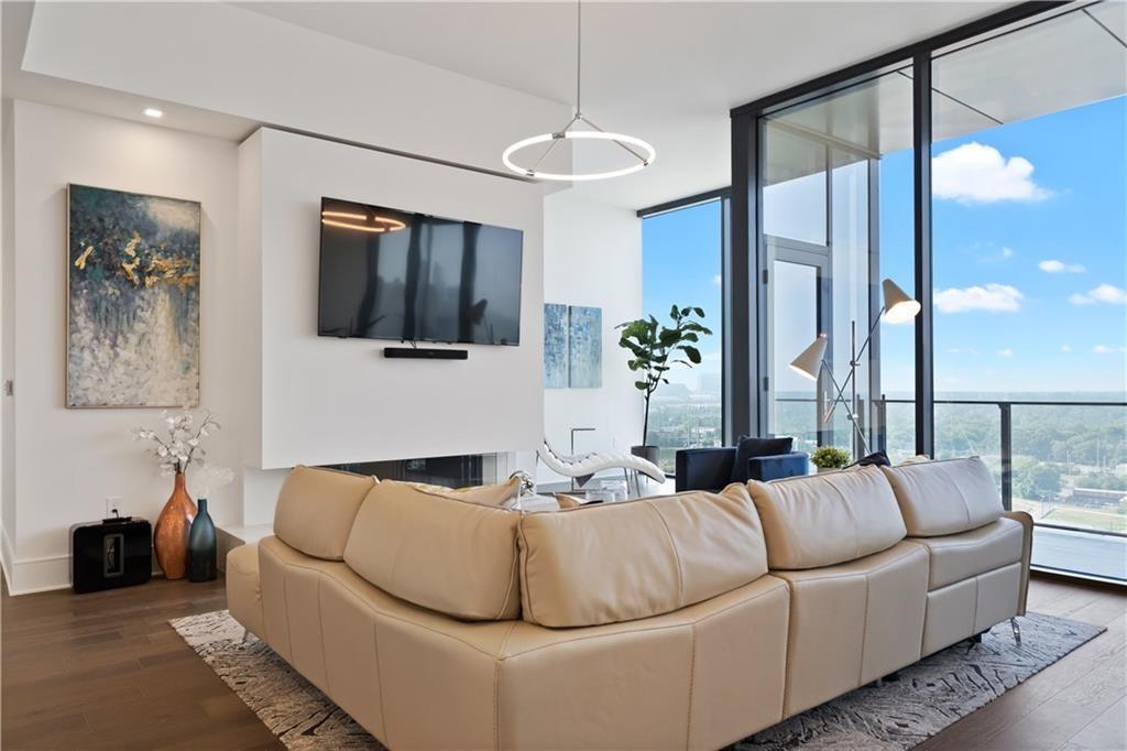 788 W Marietta St. #1803, Atlanta, GA 30318