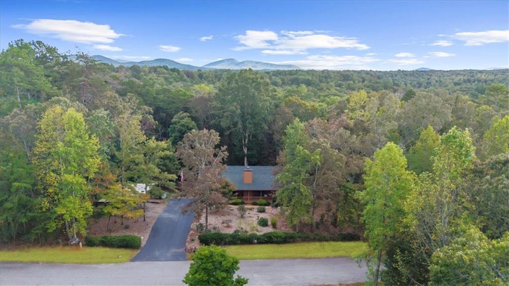 105 Oak View Tr., Cleveland, GA 30528