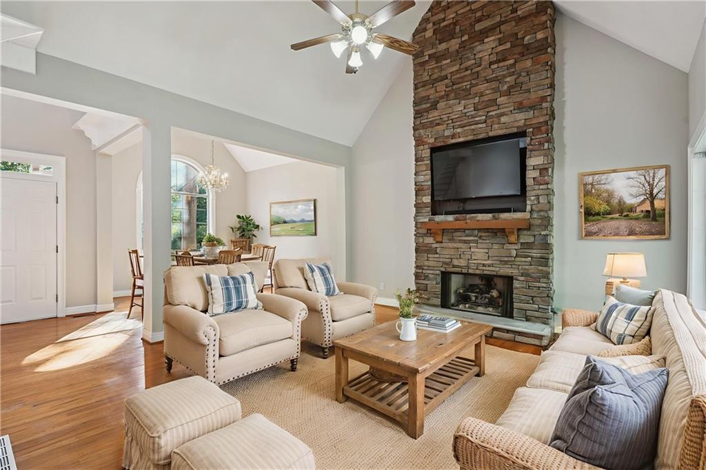 105 Jay Tr., Fayetteville, GA 30215