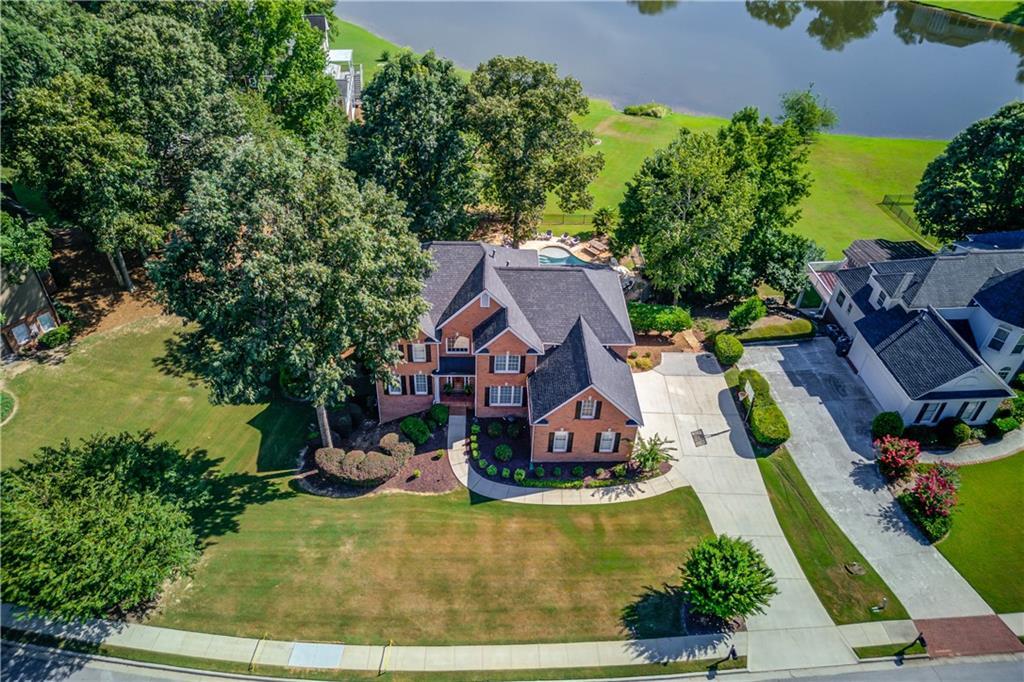 1668 Mulberry Lake Dr., Dacula, GA 30019