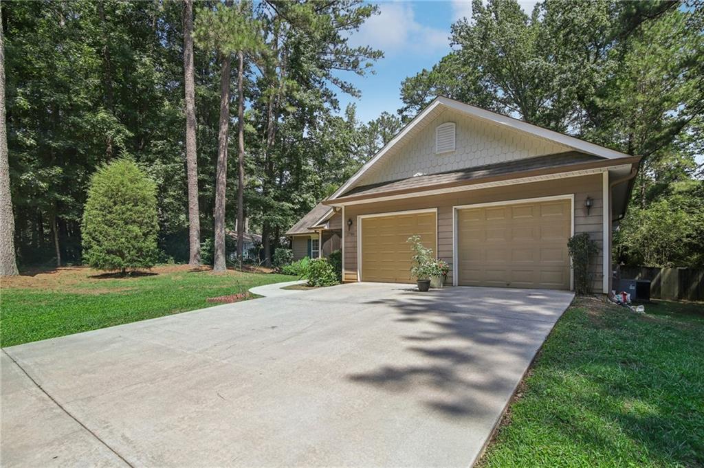 2786 Whisper Tr., Douglasville, GA 30135