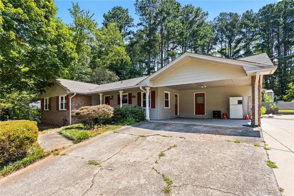 824 Hickory Ridge Rd., Lilburn, GA 30047