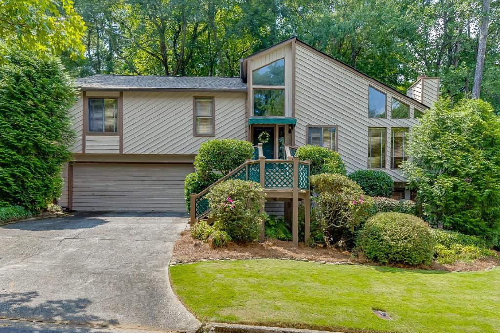 1042 Cedar Forest Ct., Stone Mountain, GA 30083