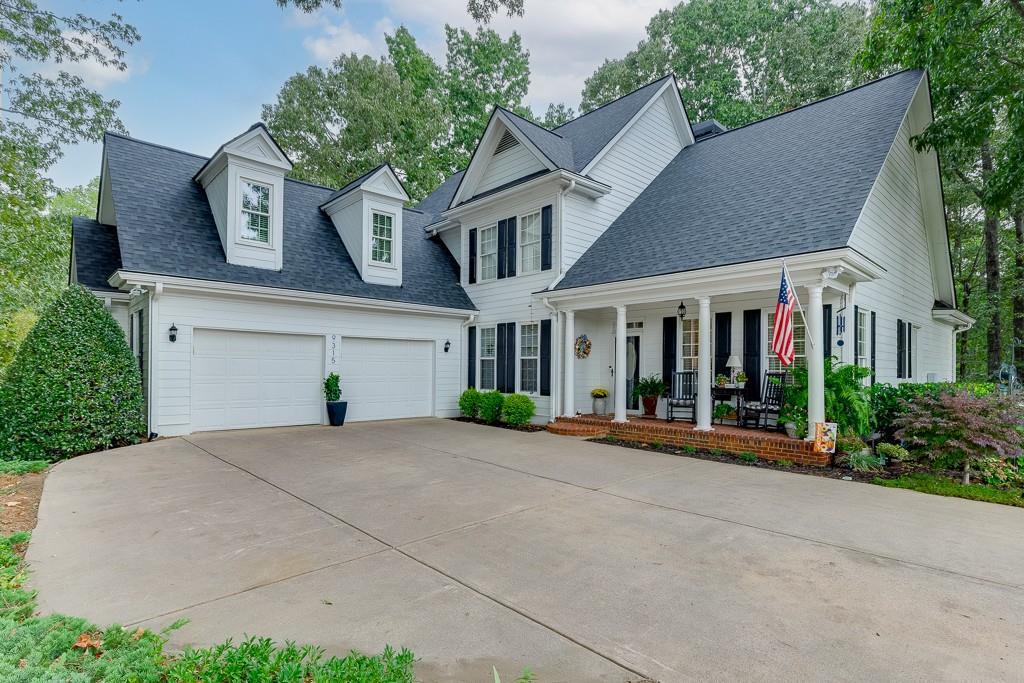 9315 Spinnaker Ln., Gainesville, GA 30506