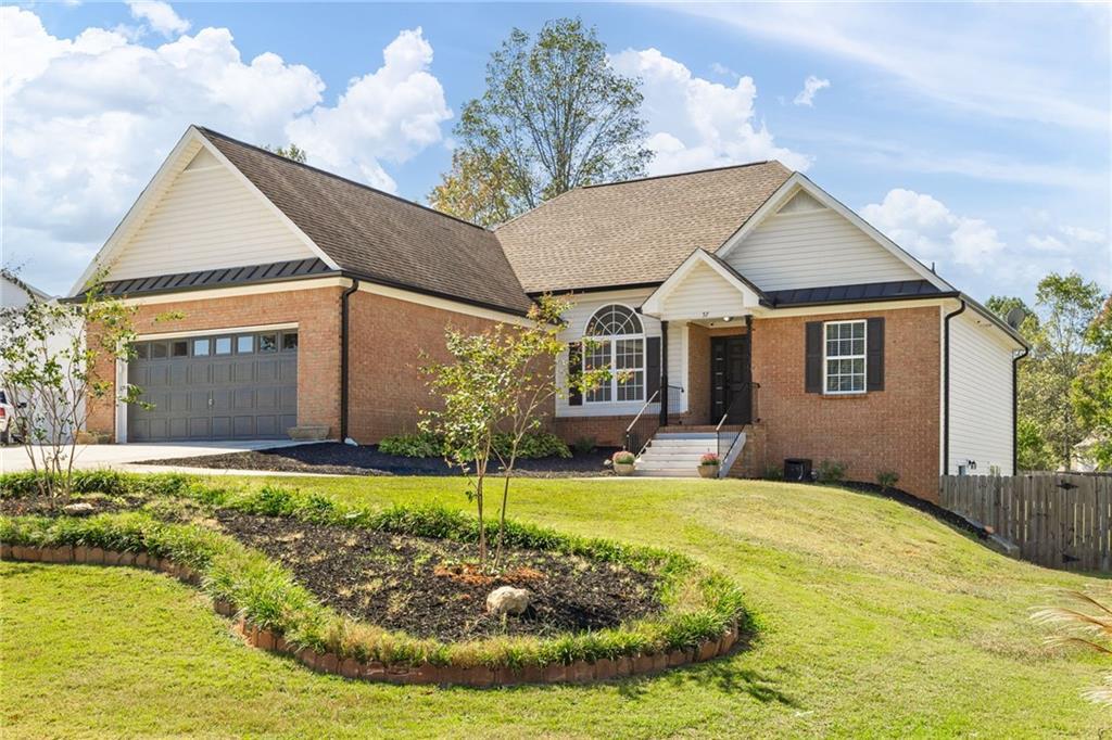 57 Oak Leaf Dr., Dallas, GA 30157