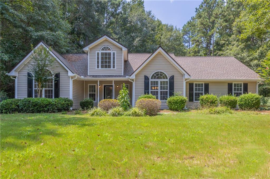 431 Windermere Dr., Loganville, GA 30052