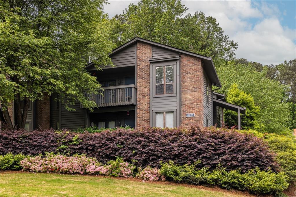 223 Tuxworth Cir., Decatur, GA 30033