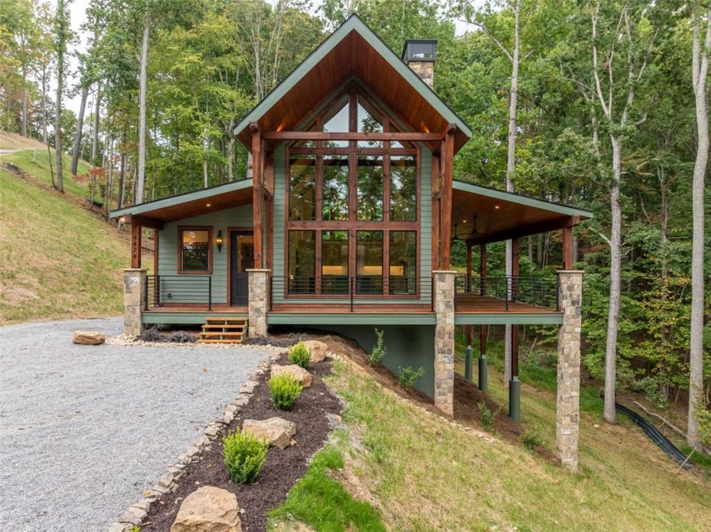4474 Twiggs Rd., Young Harris, GA 30582
