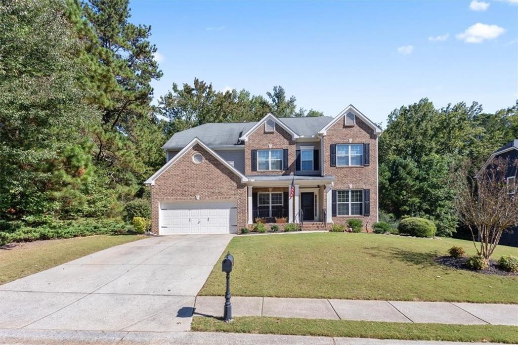 1102 Forest Creek Dr., Canton, GA 30115