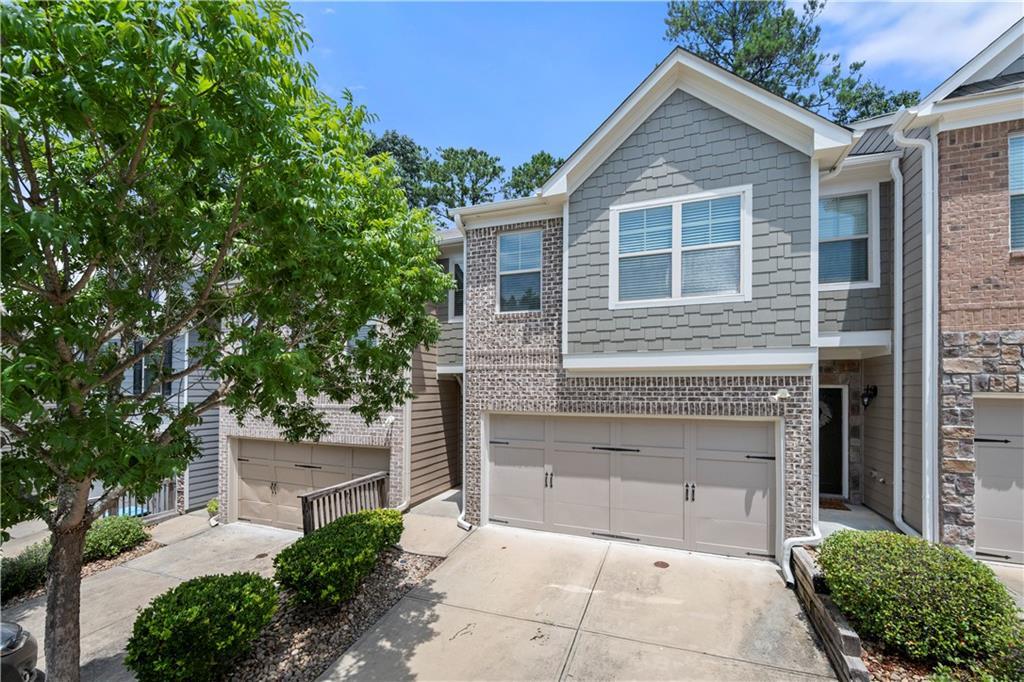 1697 Paxton Dr., Lilburn, GA 30047