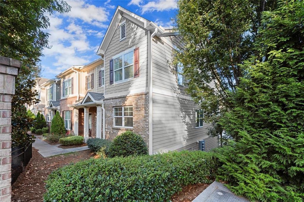 273 Aventine Ln., Smyrna, GA 30082