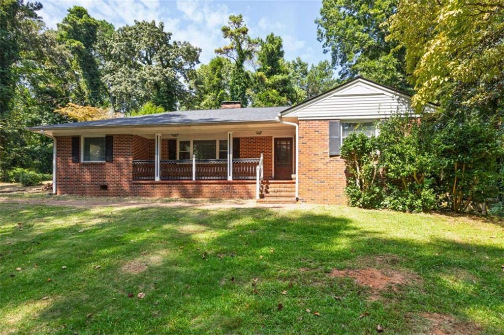 250 Memorial Dr., Dallas, GA 30132