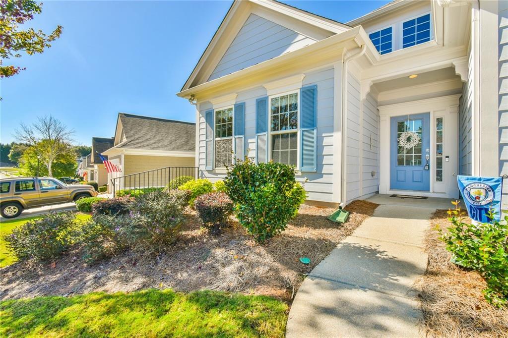 5960 Chimney Rock Dr., Hoschton, GA 30548