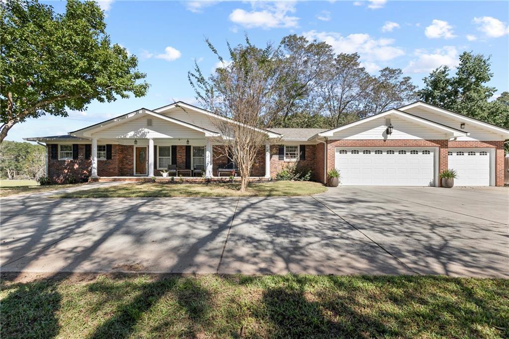 254 County Line Rd., Fayetteville, GA 30215