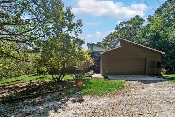 927 Winding Tr., Lawrenceville, GA 30046