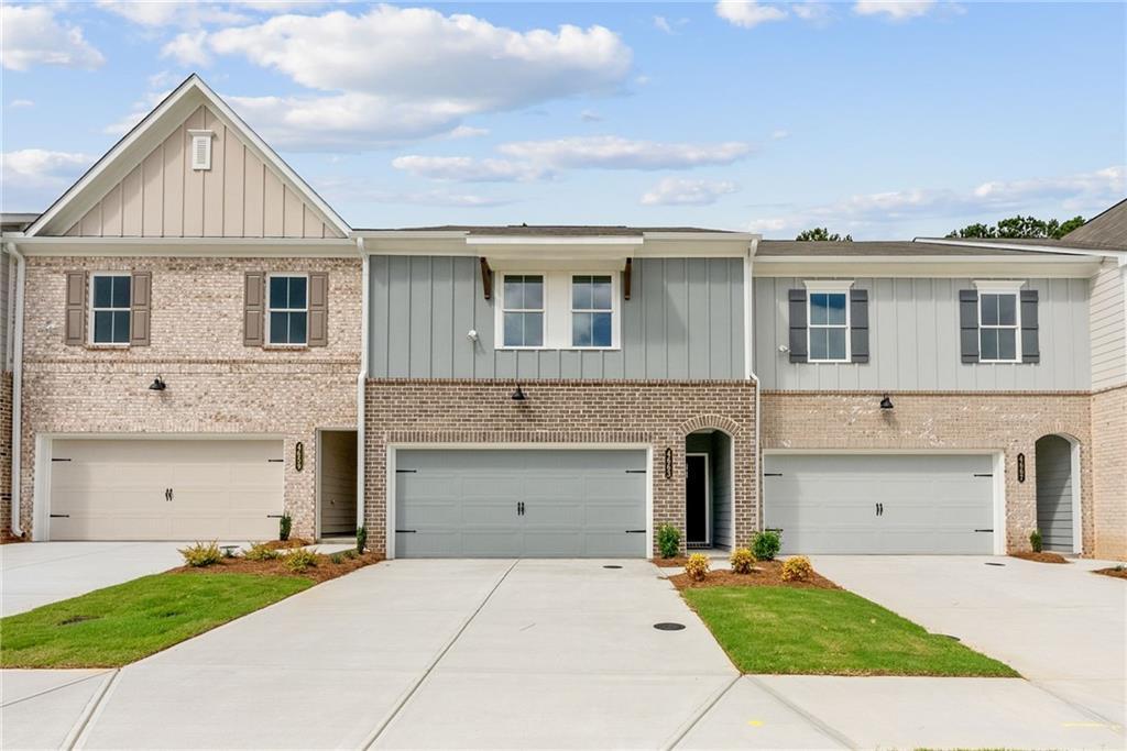 662 Sunstone Ln., Lawrenceville, GA 30043