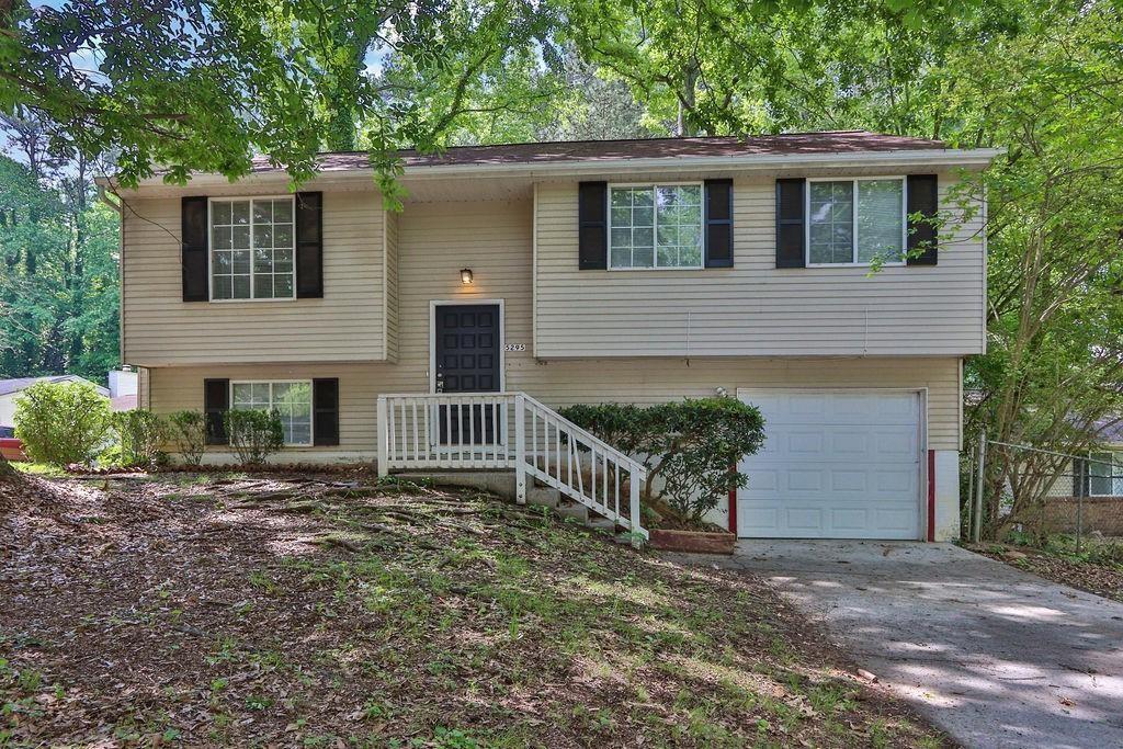 5295 Old Trail Cir., Stone Mountain, GA 30088