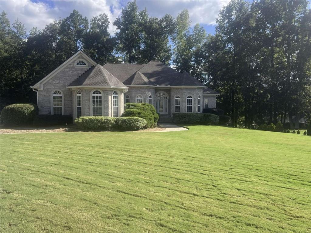 208 Pauline Pl., Stockbridge, GA 30281