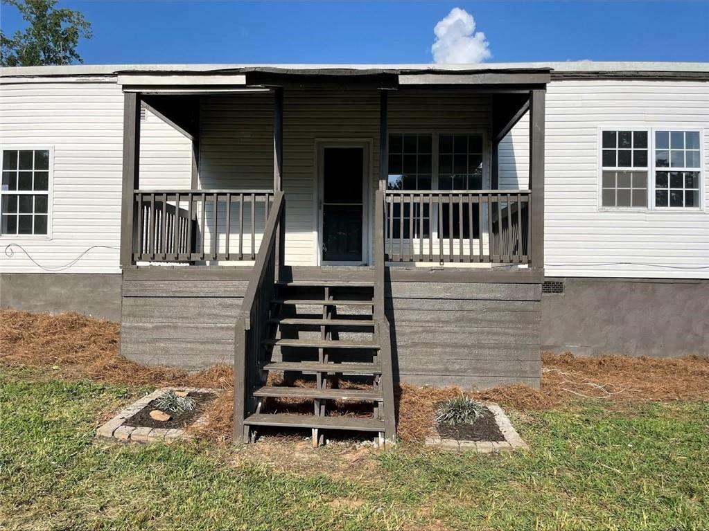 143 Raven Rd., Villa Rica, GA 30180