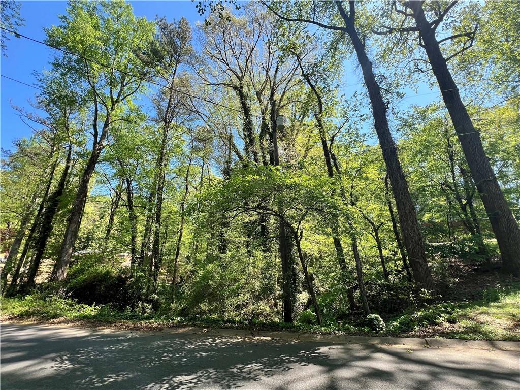 2540 Stoney Brook Ln., Marietta, GA 30062