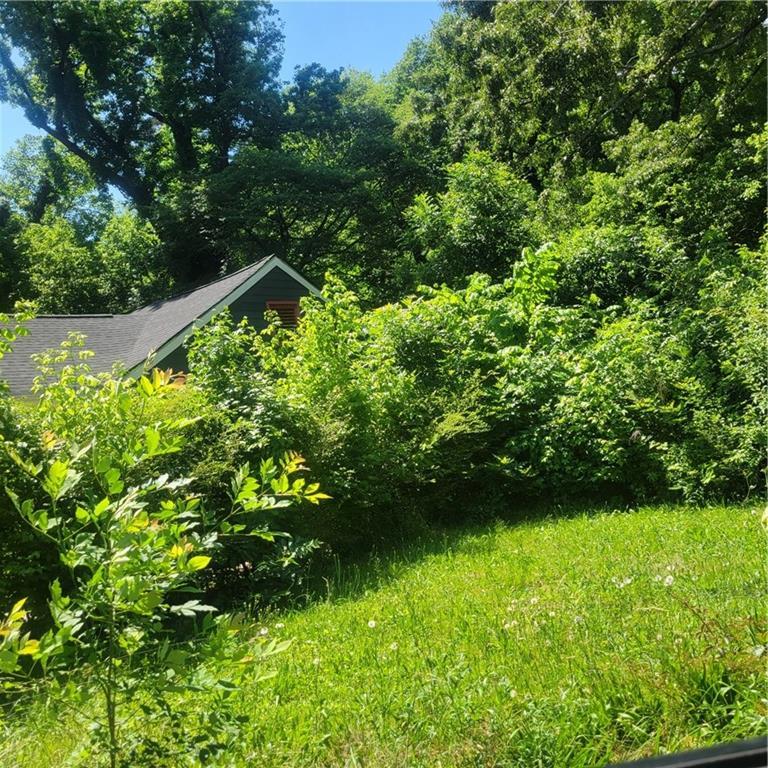 1220 Bolton Rd., Atlanta, GA 30331