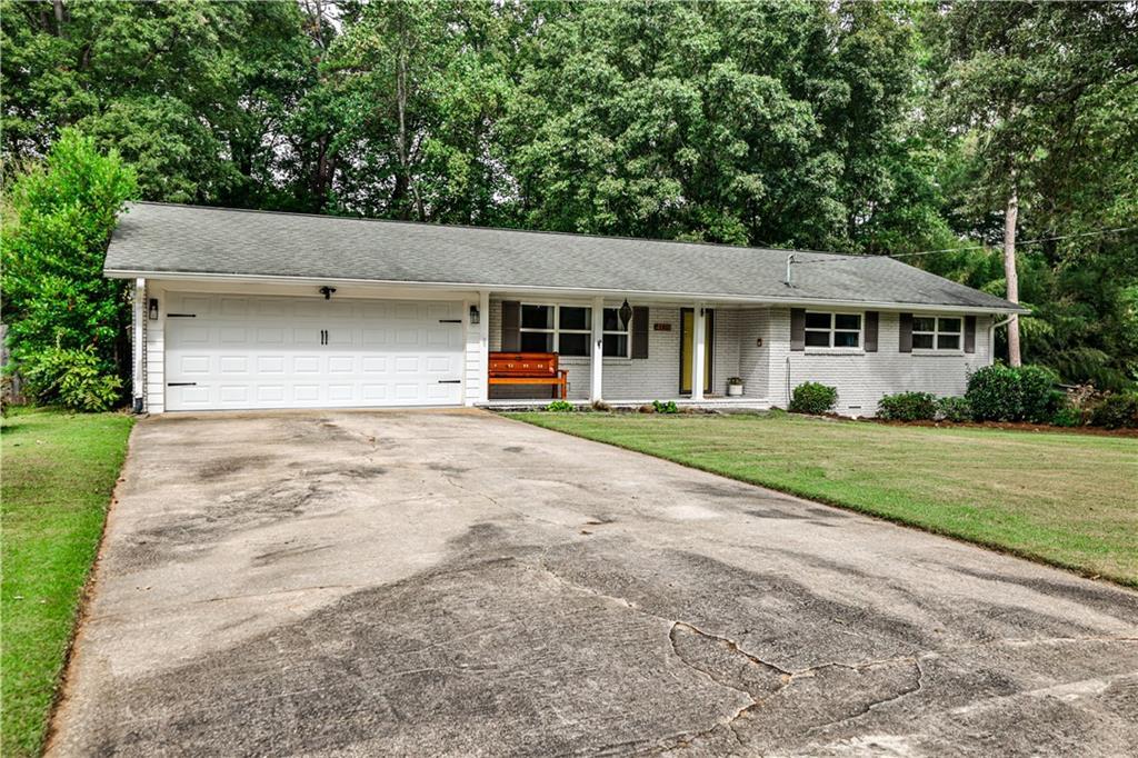 4128 Cedar Knoll Dr., Tucker, GA 30084