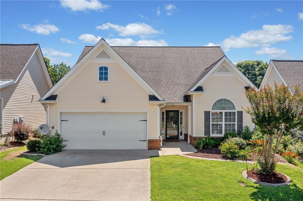 126 Village Dr., Canton, GA 30114