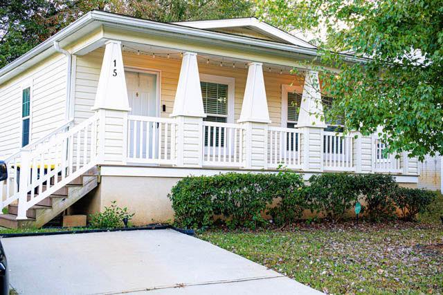15 Meadowview St., Newnan, GA 30263
