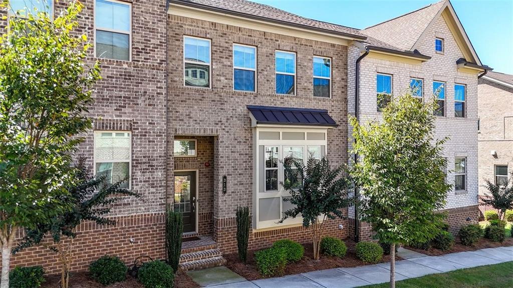 313 Commons Ave., Woodstock, GA 30188