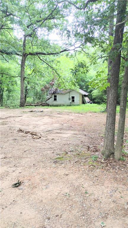 5466 Davis Dr., Austell, GA 30106