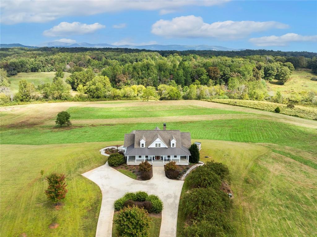 715 Ridge Rd., Clarkesville, GA 30523