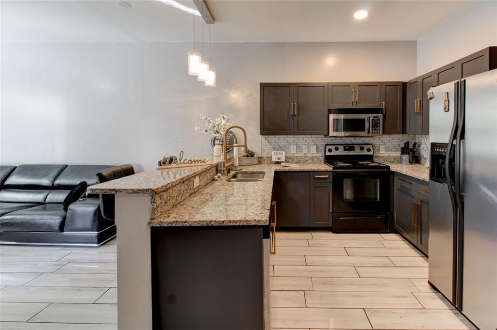 870 Mayson Turner Rd. #Unit 1102, Atlanta, GA 30314