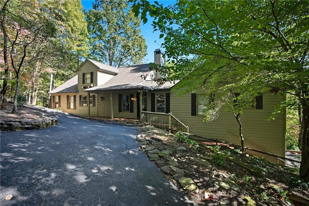 203 Wild Azalea Cir., Jasper, GA 30143