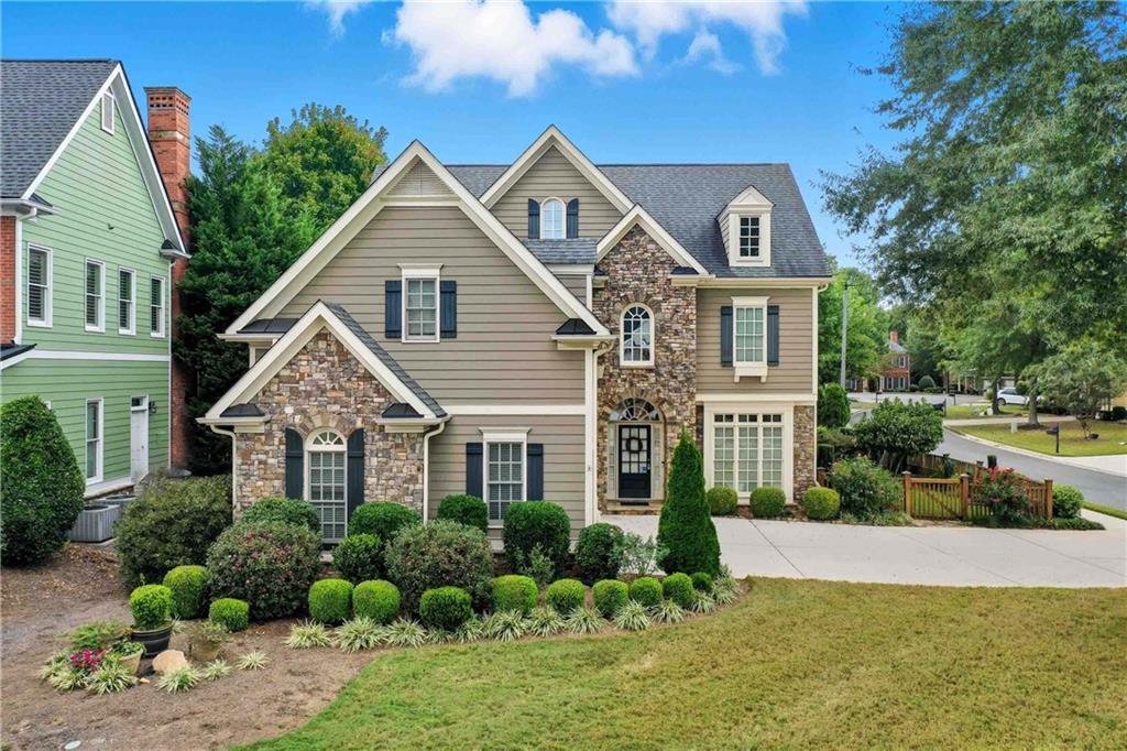 4055 Hill House Rd., Smyrna, GA 30082