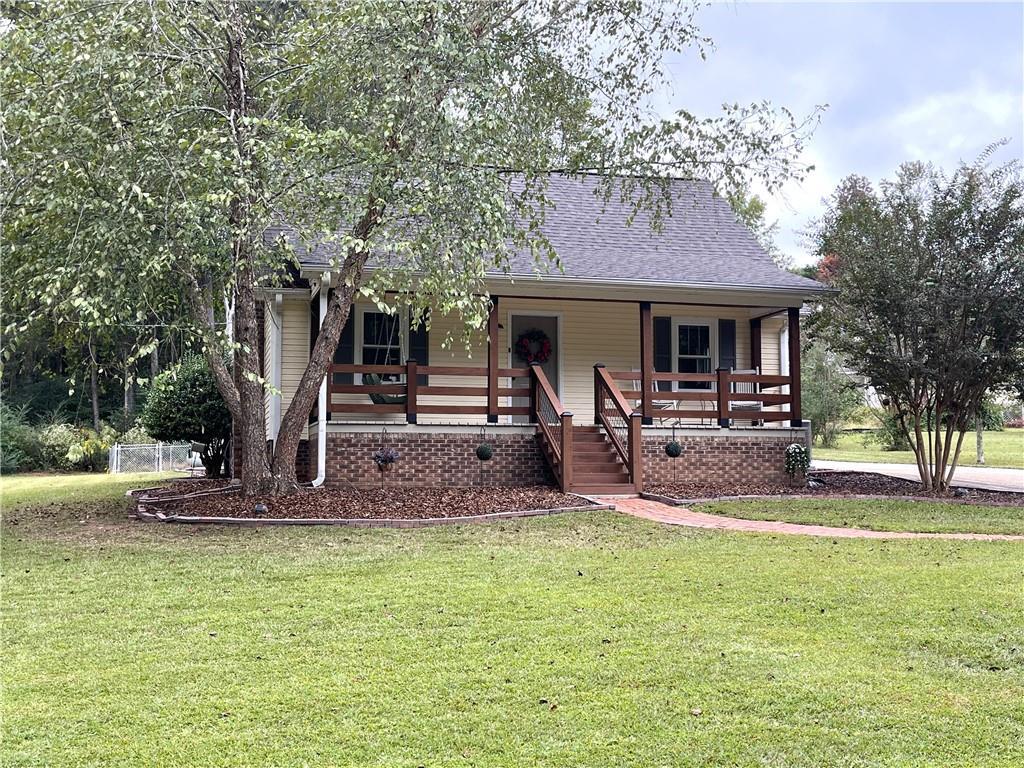 110 Bartlett Cir., Bowdon, GA 30108