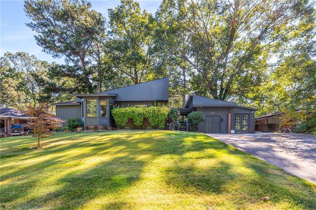 2028 Dewberry Ln., Atlanta, GA 30344