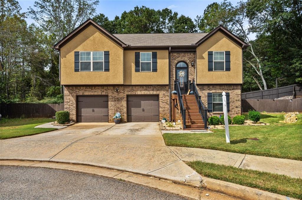 10852 Big Sky Dr., Hampton, GA 30228
