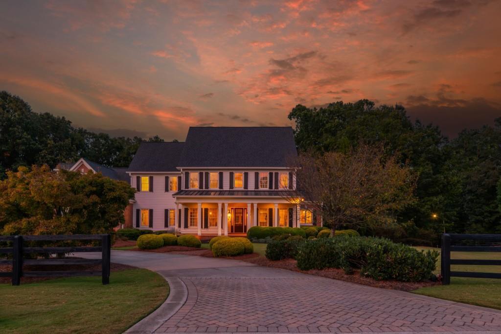220 Edwards Brook Ct., Canton, GA 30115